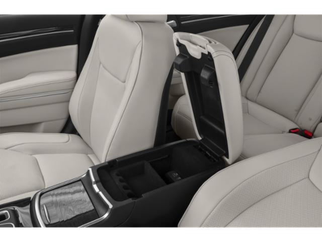 used 2019 Chrysler 300 car