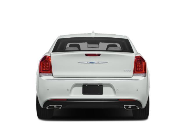 used 2019 Chrysler 300 car