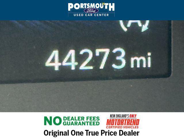 used 2023 Hyundai Santa Fe car, priced at $23,995