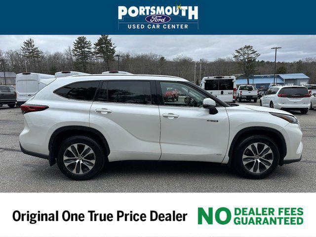 used 2021 Toyota Highlander Hybrid car, priced at $32,985