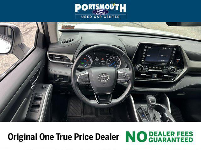 used 2021 Toyota Highlander Hybrid car, priced at $30,995