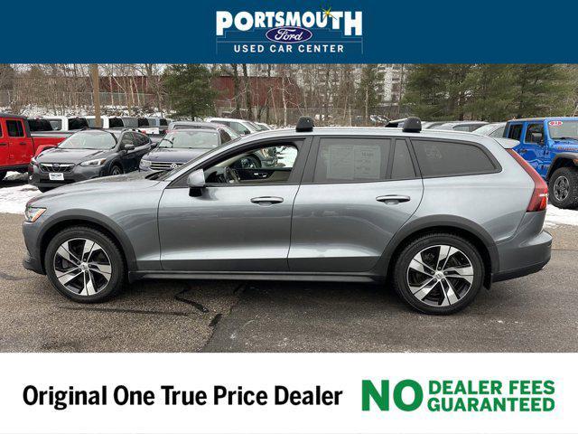 used 2020 Volvo V60 Cross Country car, priced at $23,495