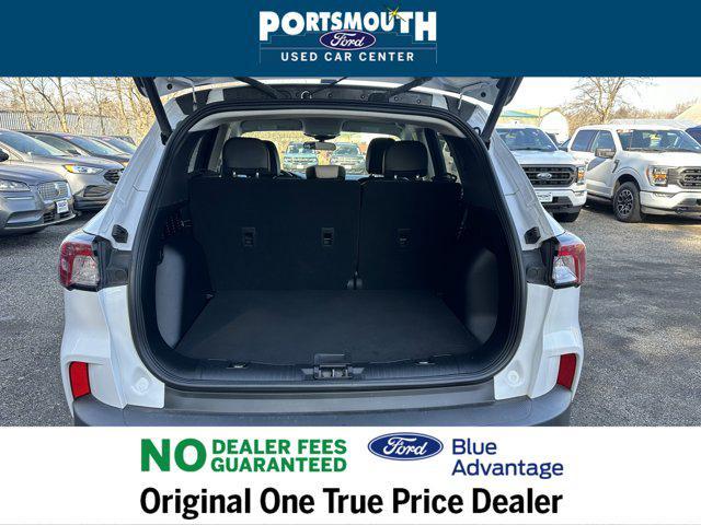 used 2022 Ford Escape car, priced at $25,995