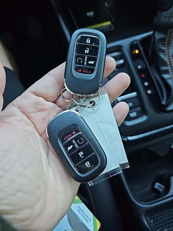 used 2024 Honda CR-V Hybrid car, priced at $33,800