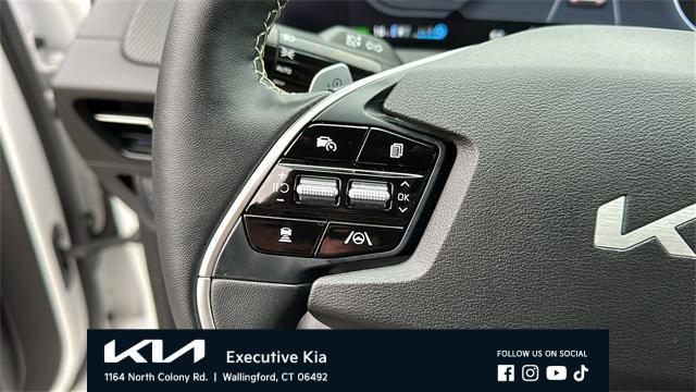 used 2023 Kia EV6 car, priced at $29,994