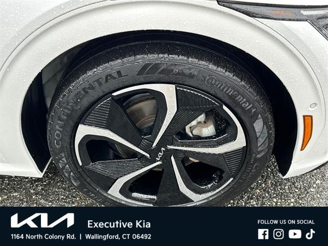 used 2023 Kia EV6 car, priced at $29,994
