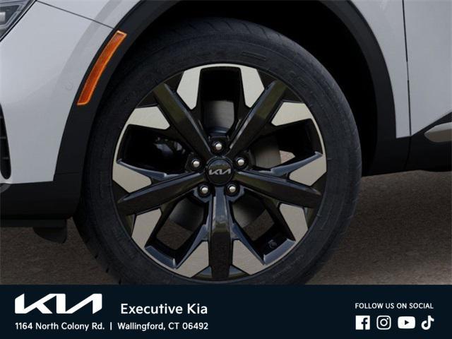 new 2025 Kia Sportage car, priced at $43,683