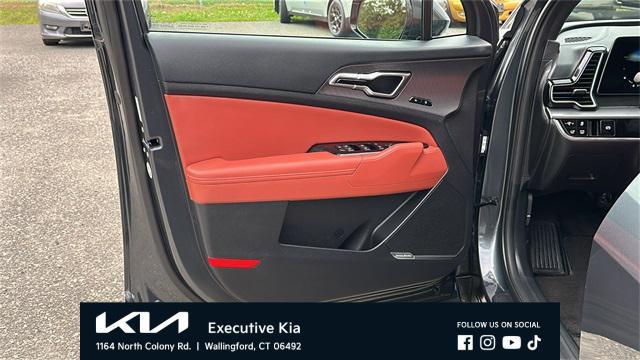 used 2025 Kia Sportage Hybrid car, priced at $33,968