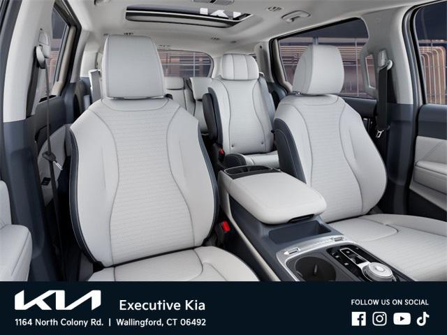new 2025 Kia Carnival Hybrid car, priced at $52,689