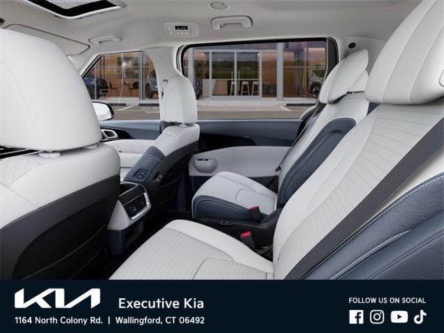 new 2025 Kia Carnival Hybrid car, priced at $52,689