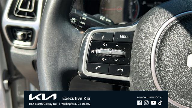 used 2023 Kia Sorento car, priced at $29,894