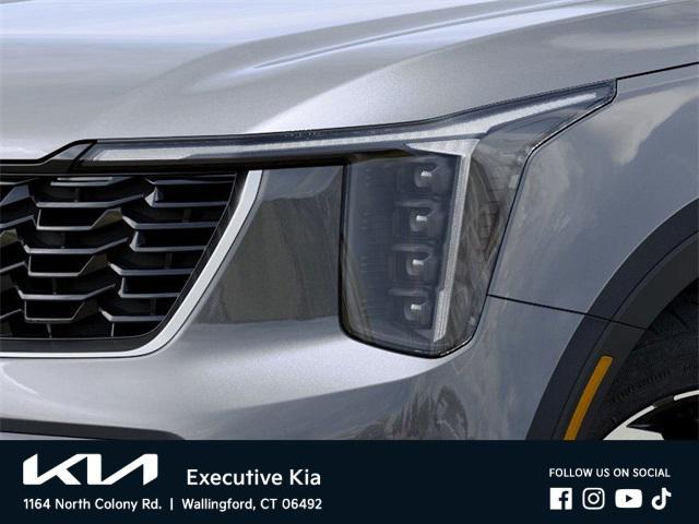 new 2025 Kia Sorento Hybrid car, priced at $43,020