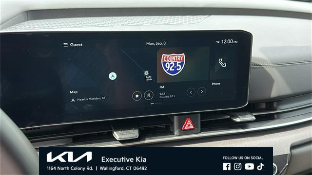 used 2025 Kia Carnival car, priced at $39,989