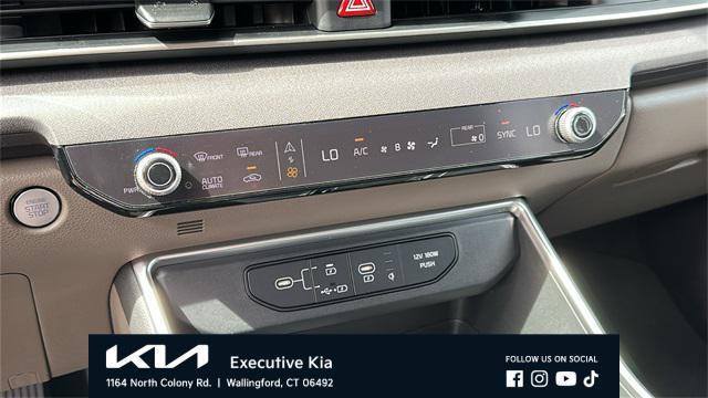 used 2025 Kia Carnival car, priced at $39,989