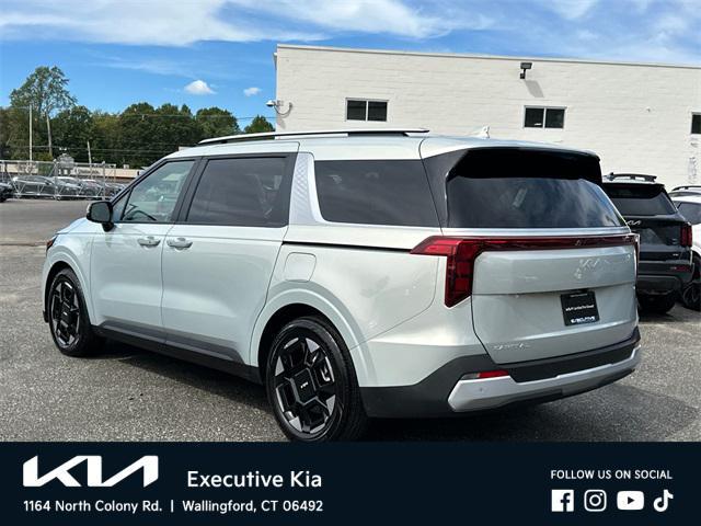 used 2025 Kia Carnival car, priced at $39,989