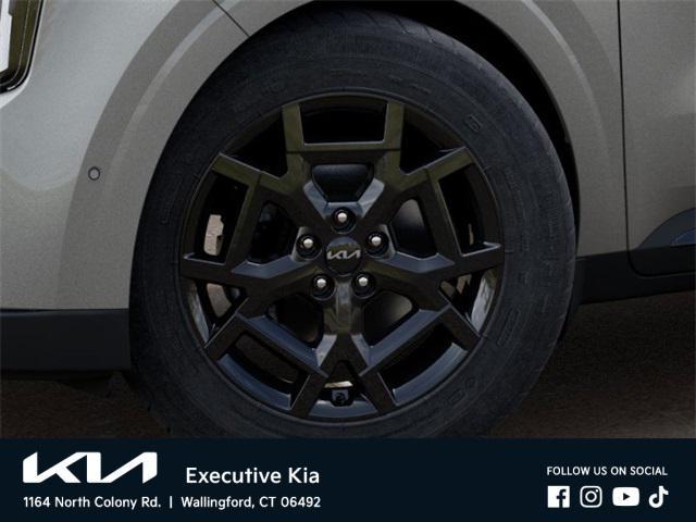 new 2025 Kia Carnival car, priced at $52,043