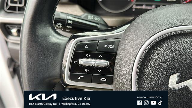 used 2023 Kia Sorento car, priced at $26,987