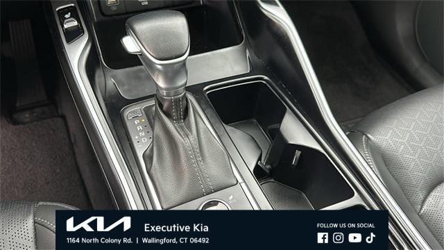 used 2023 Kia Sorento car, priced at $26,987