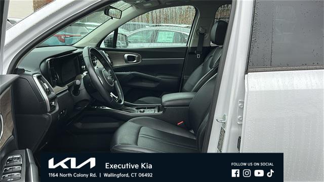 used 2023 Kia Sorento car, priced at $26,987