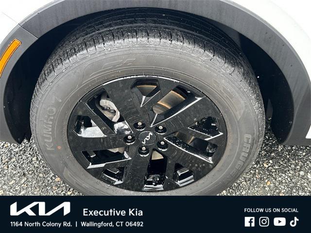 used 2023 Kia Sorento car, priced at $32,740