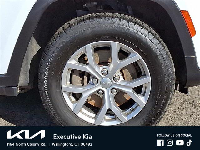 used 2021 Jeep Grand Cherokee L car, priced at $27,986