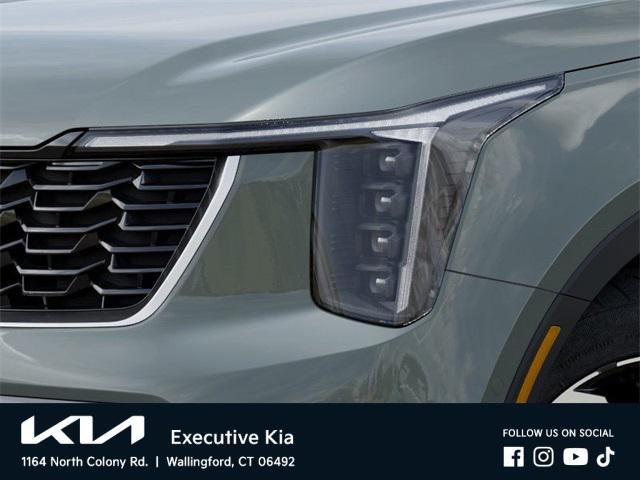 new 2025 Kia Sorento Hybrid car, priced at $45,153