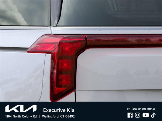 new 2025 Kia Carnival Hybrid car, priced at $51,807