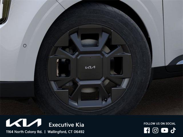 new 2025 Kia Carnival Hybrid car, priced at $51,807