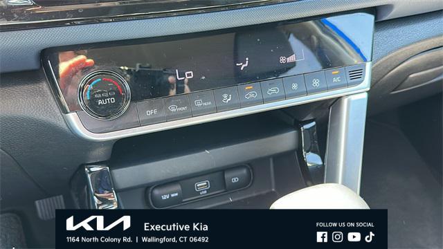 used 2023 Kia Seltos car, priced at $22,942