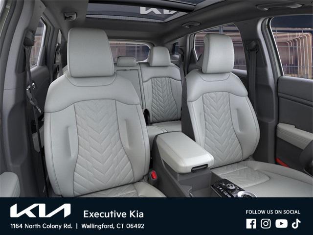 new 2025 Kia Sportage car, priced at $40,902