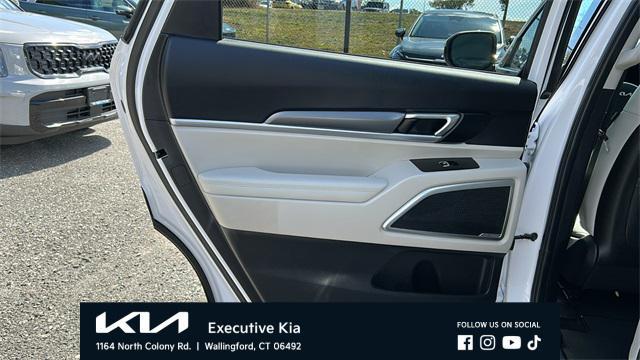 used 2022 Kia Telluride car, priced at $25,944