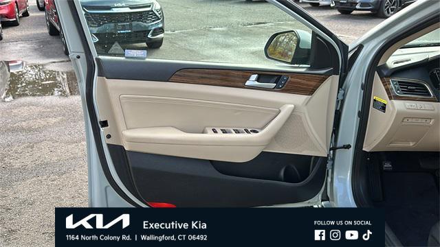 used 2016 Hyundai Sonata Hybrid car, priced at $13,568