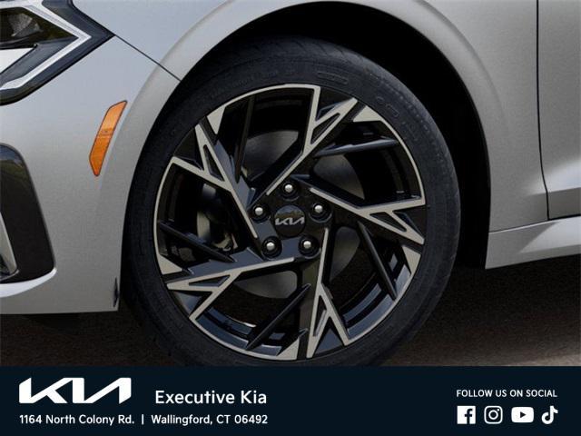 new 2025 Kia K5 car, priced at $30,076