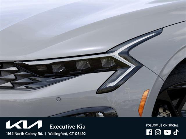 new 2026 Kia K5 car, priced at $32,321