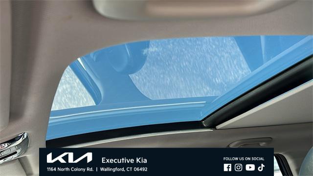 used 2022 Kia Sorento car, priced at $30,523