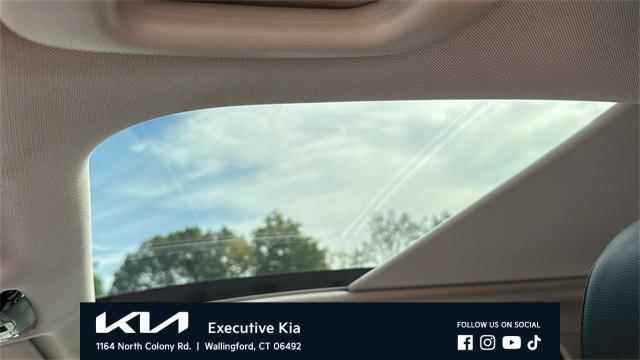 used 2023 Kia Sportage Hybrid car, priced at $25,978