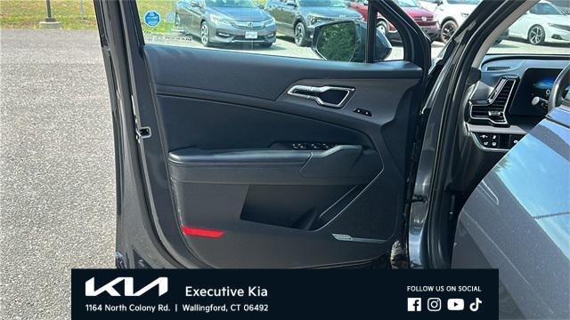 used 2023 Kia Sportage Hybrid car, priced at $29,935