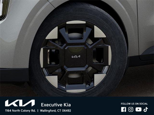 new 2025 Kia Carnival car, priced at $42,011