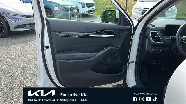 used 2024 Kia Seltos car, priced at $25,597
