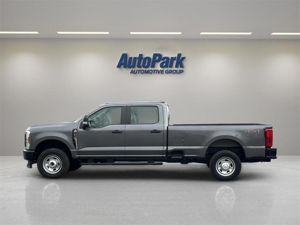 new 2024 Ford F-350 car, priced at $56,735