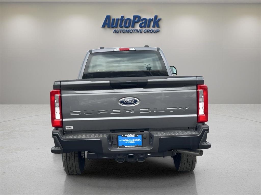 new 2024 Ford F-350 car, priced at $56,735