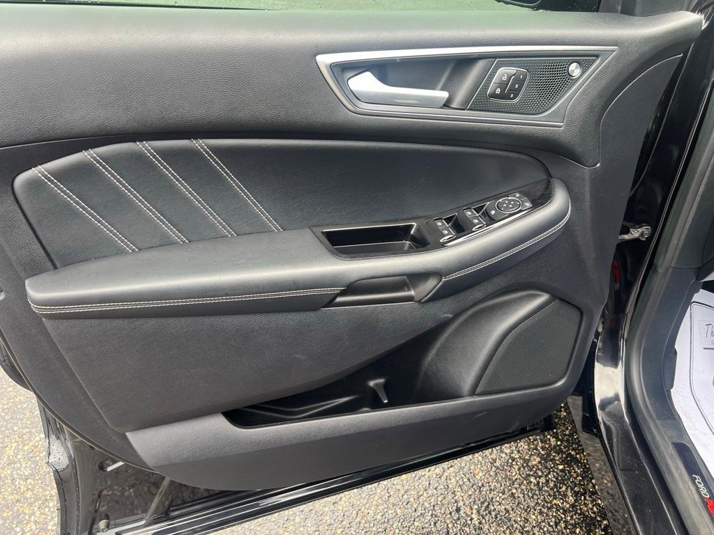 used 2019 Ford Edge car, priced at $22,736