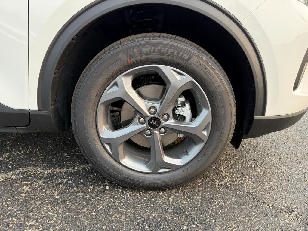 new 2025 Ford Escape car, priced at $38,510