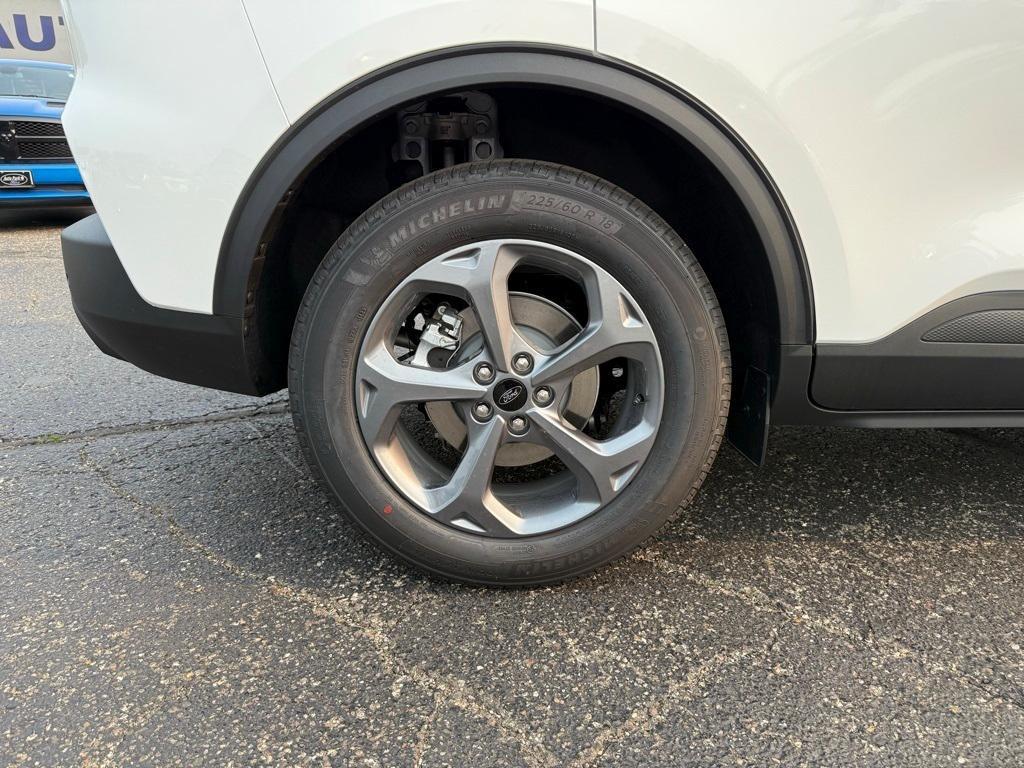new 2025 Ford Escape car, priced at $38,510