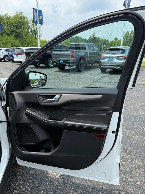 used 2021 Ford Escape car, priced at $19,995