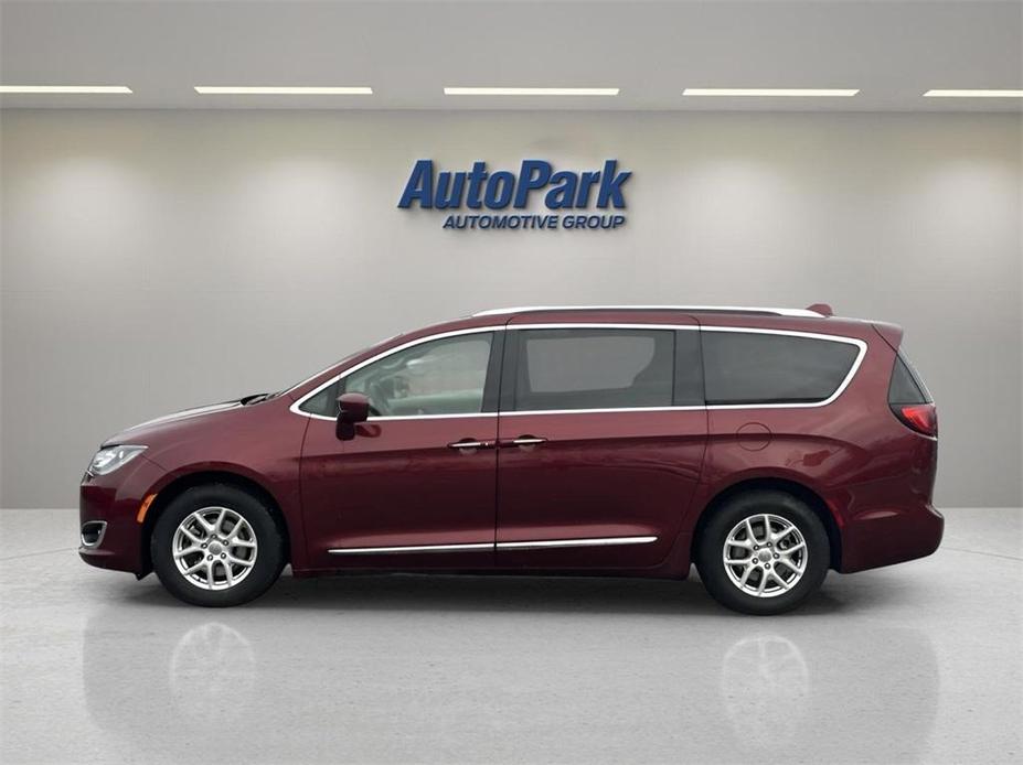 used 2020 Chrysler Pacifica car, priced at $21,995