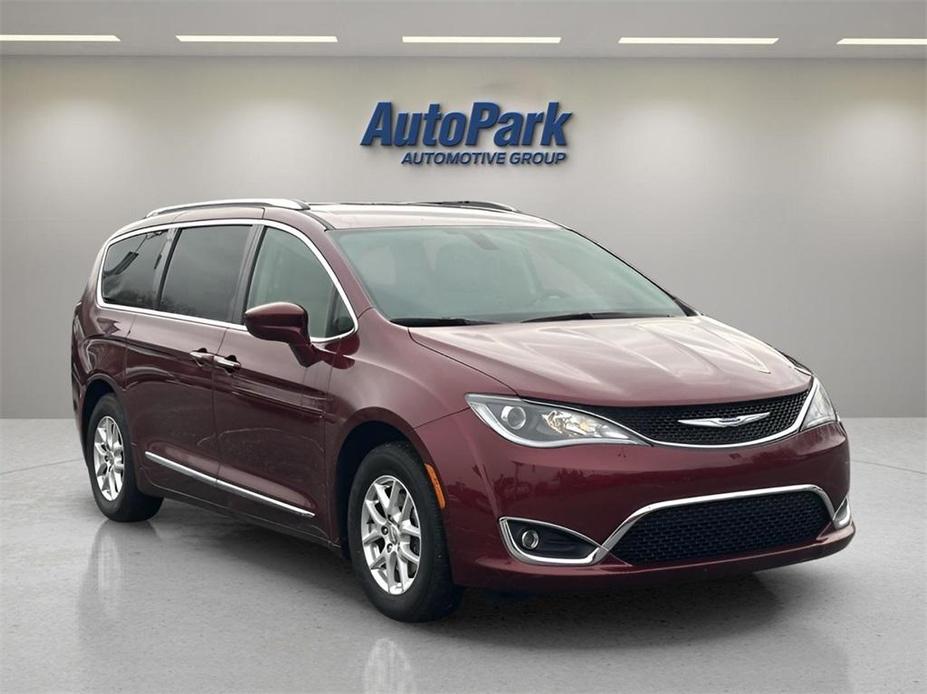 used 2020 Chrysler Pacifica car, priced at $21,995