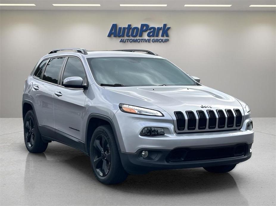 used 2018 Jeep Cherokee car, priced at $14,476