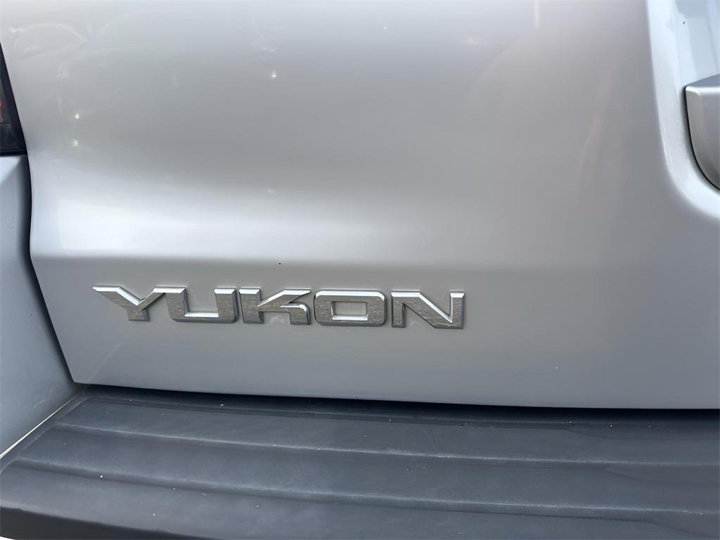 used 2015 GMC Yukon car, priced at $21,995