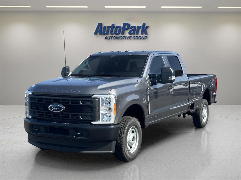 new 2024 Ford F-350 car, priced at $68,375